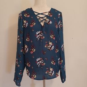 Rue 21 Blue Floral Long Sleeved V-neck Blouse Tunic Top Size Medium